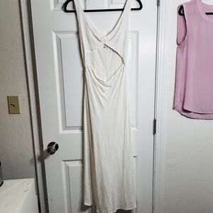 Chic Backless White Dress